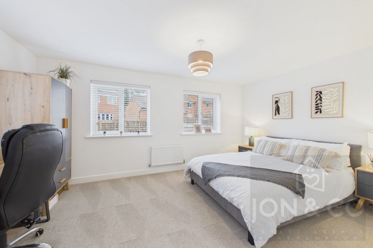 Sessions Way | St Crispins | NN5