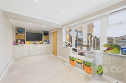 Sherwood Avenue | Kingsthorpe | NN2