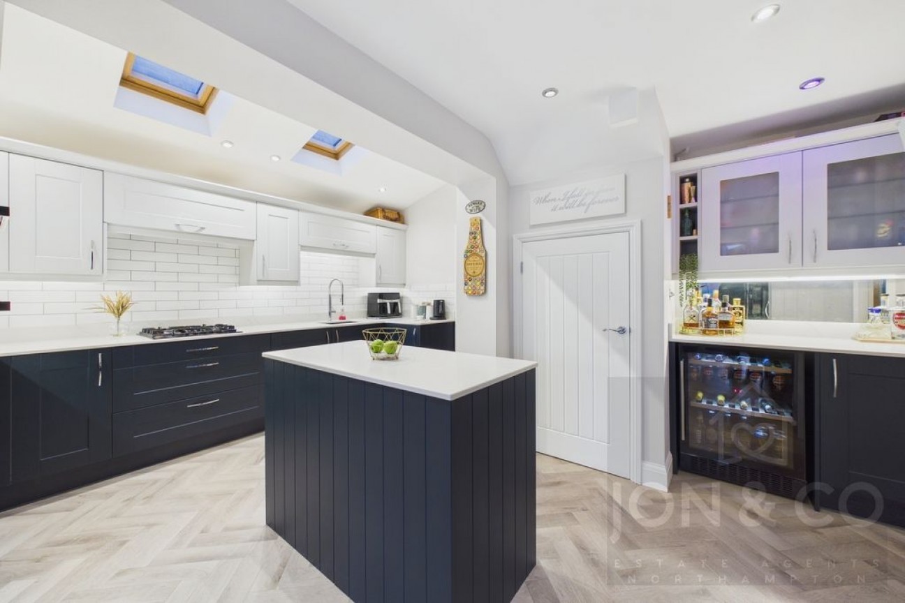 Sherwood Avenue | Kingsthorpe | NN2