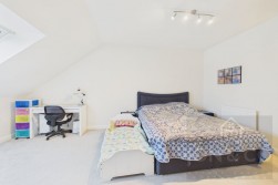 Higgs Close | Overstone Gate | NN6