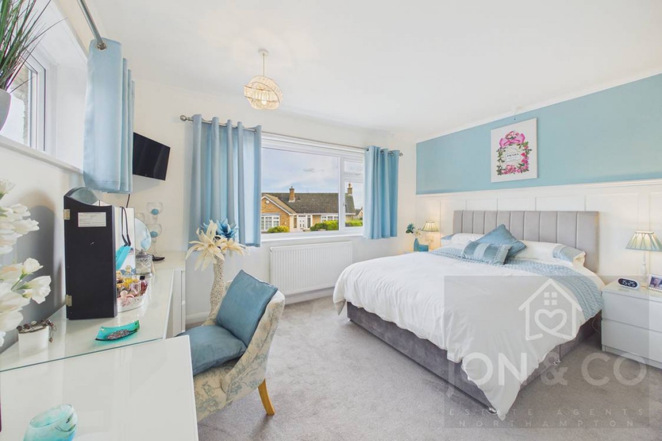 Rushmere Crescent | Rushmere | NN1