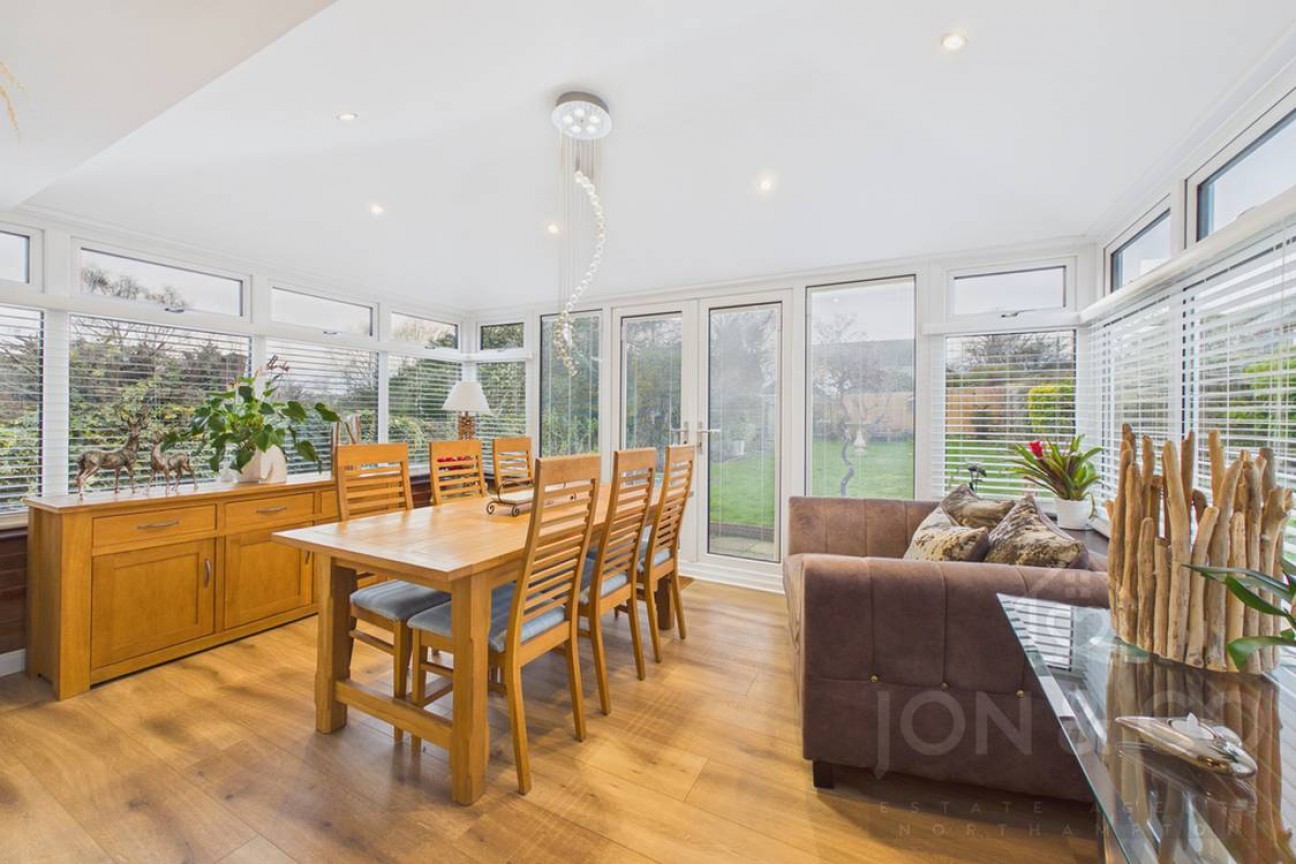 Rushmere Crescent | Rushmere | NN1