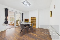 Pinewood Road | Spinney Hill | NN3