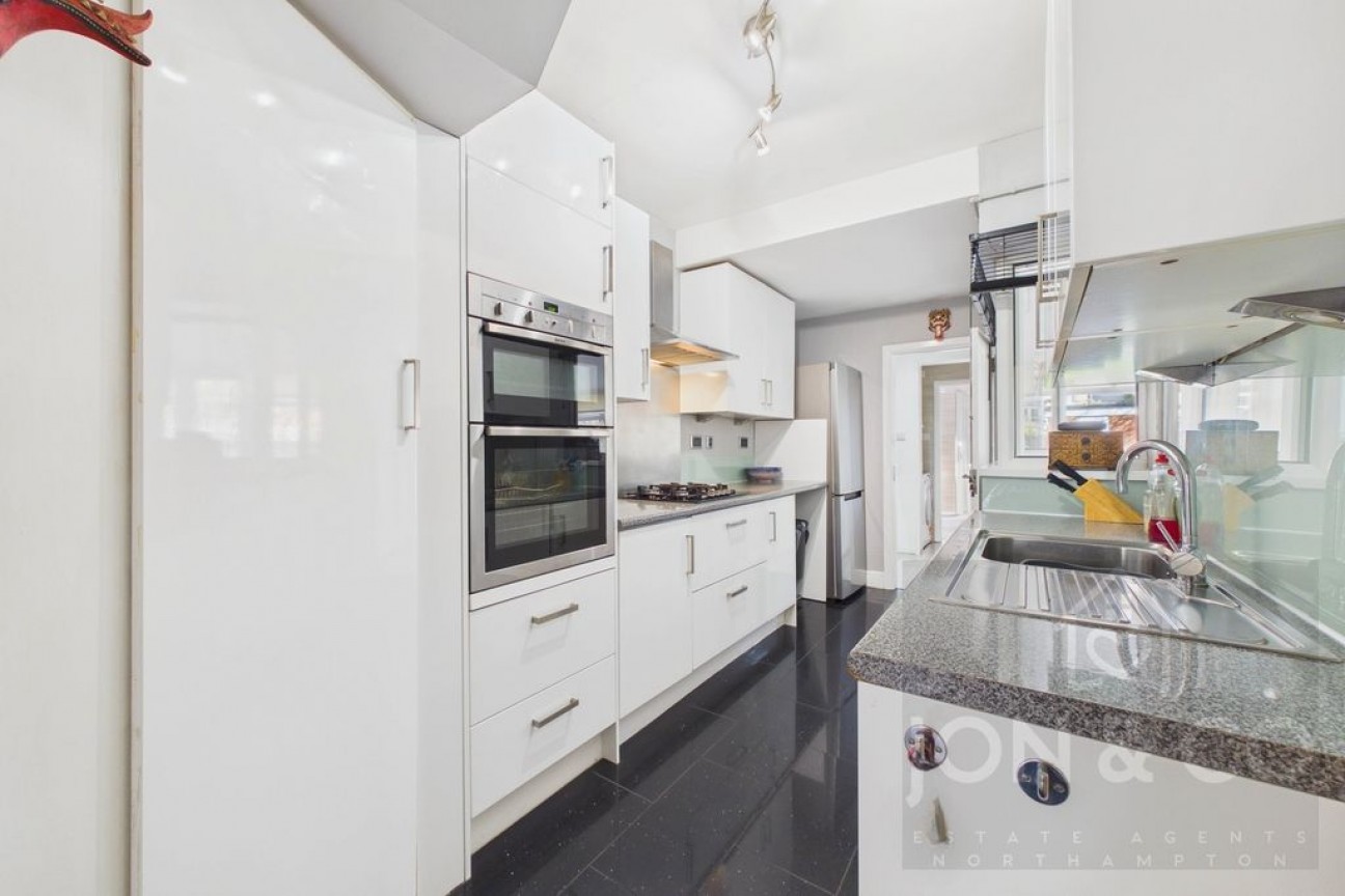 Pinewood Road | Spinney Hill | NN3