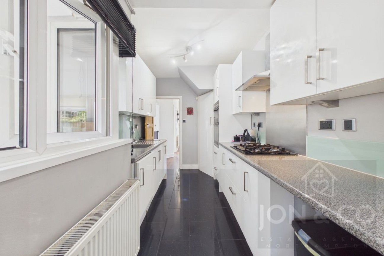 Pinewood Road | Spinney Hill | NN3