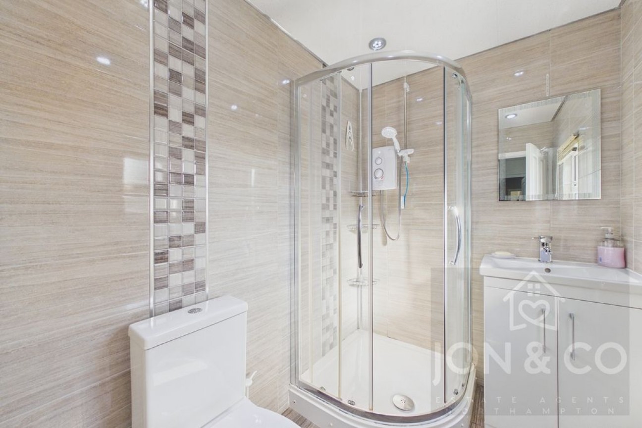 Pinewood Road | Spinney Hill | NN3