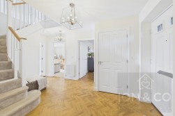 Hutchins Close | Overstone Gate | NN6