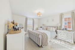 Hutchins Close | Overstone Gate | NN6