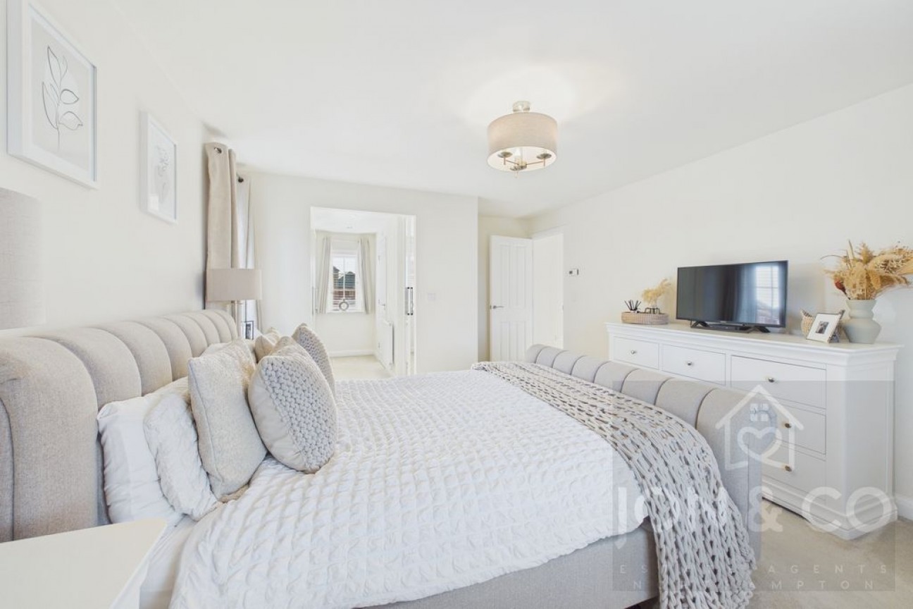 Hutchins Close | Overstone Gate | NN6