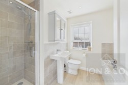 Hutchins Close | Overstone Gate | NN6