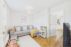 Hutchins Close | Overstone Gate | NN6