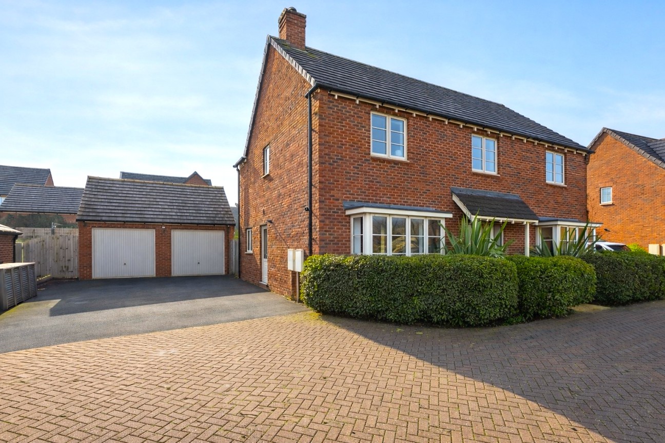 Langlands Drive | Moulton | NN3