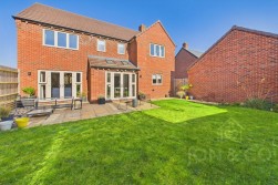 Langlands Drive | Moulton | NN3