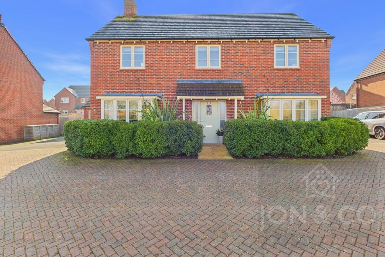 Langlands Drive | Moulton | NN3