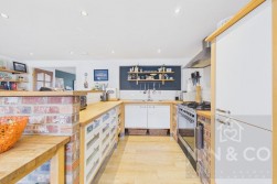 Fuller Road | Moulton | NN3