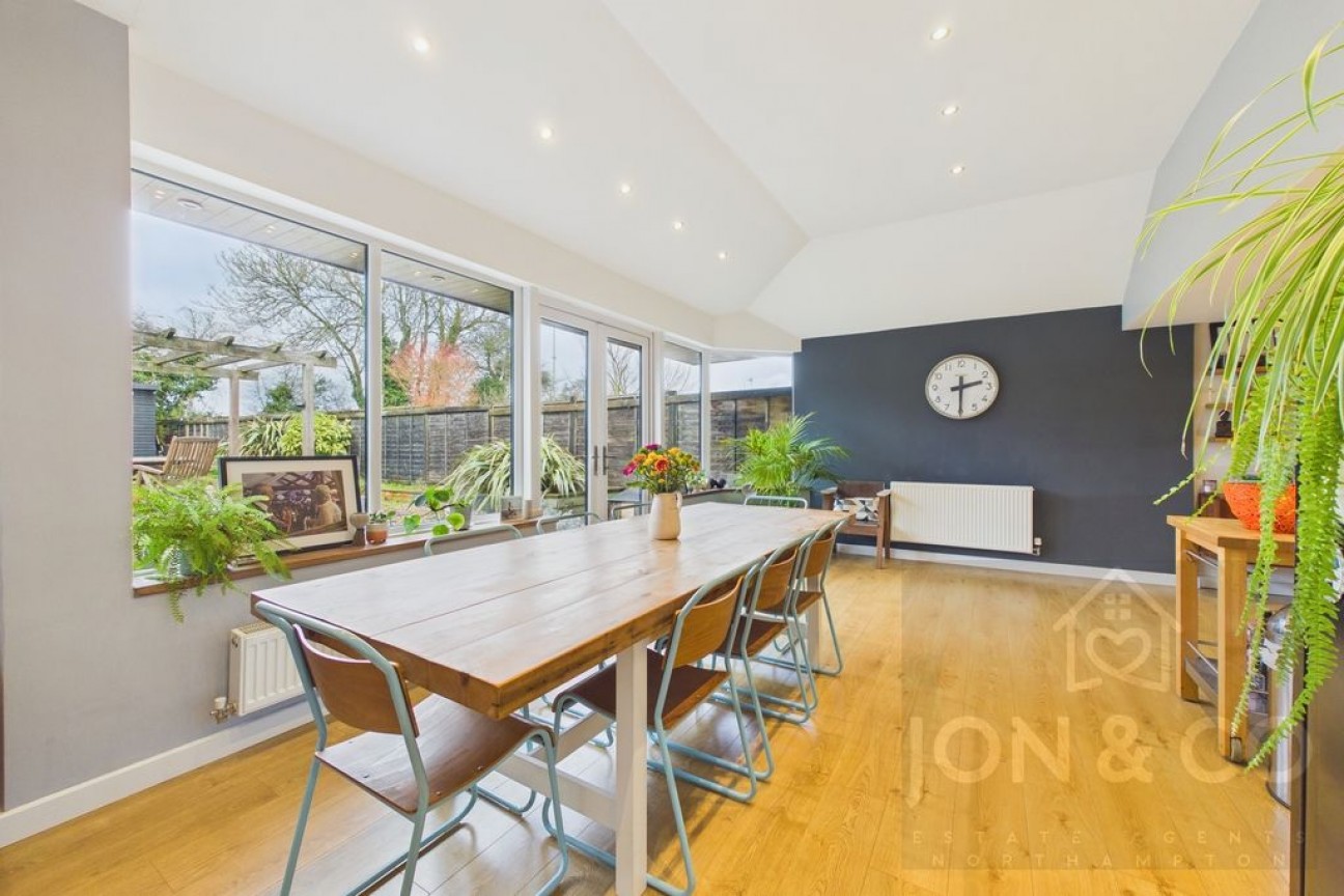 Fuller Road | Moulton | NN3