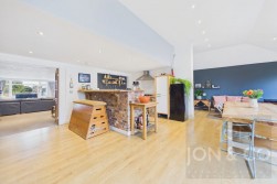 Fuller Road | Moulton | NN3