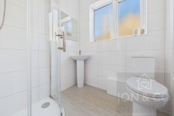 Longmynd Drive | Duston | NN5