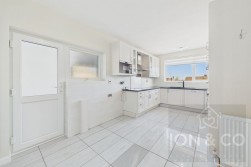 Longmynd Drive | Duston | NN5