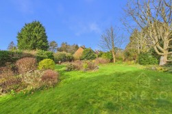 Howard Lane | Boughton | NN2