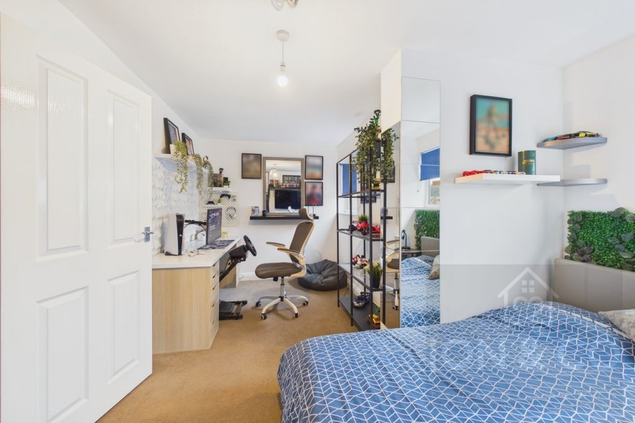 Valley Road | Little Billing | NN3