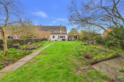 Valley Road | Little Billing | NN3