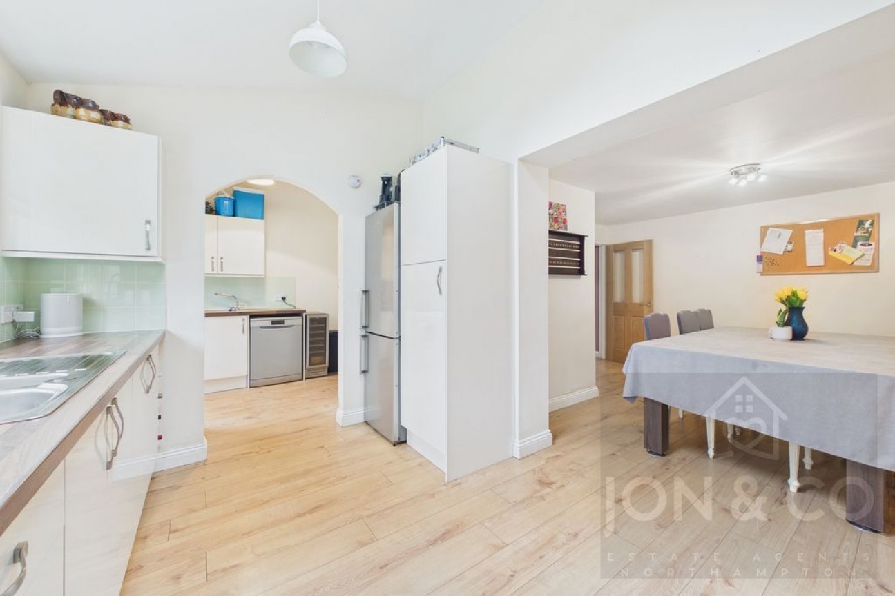 Valley Road | Little Billing | NN3