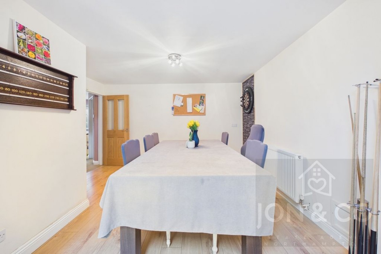 Valley Road | Little Billing | NN3