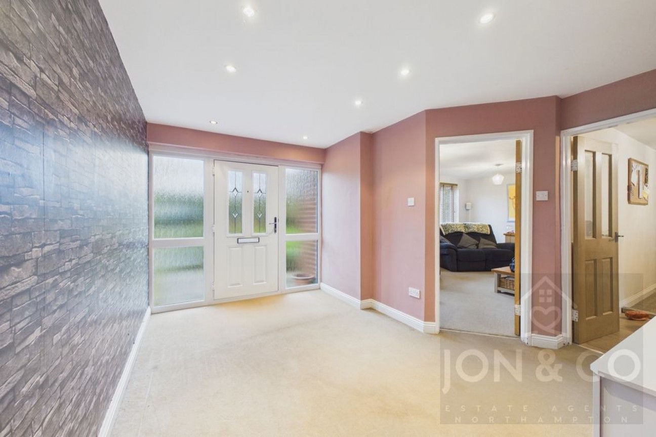 Valley Road | Little Billing | NN3