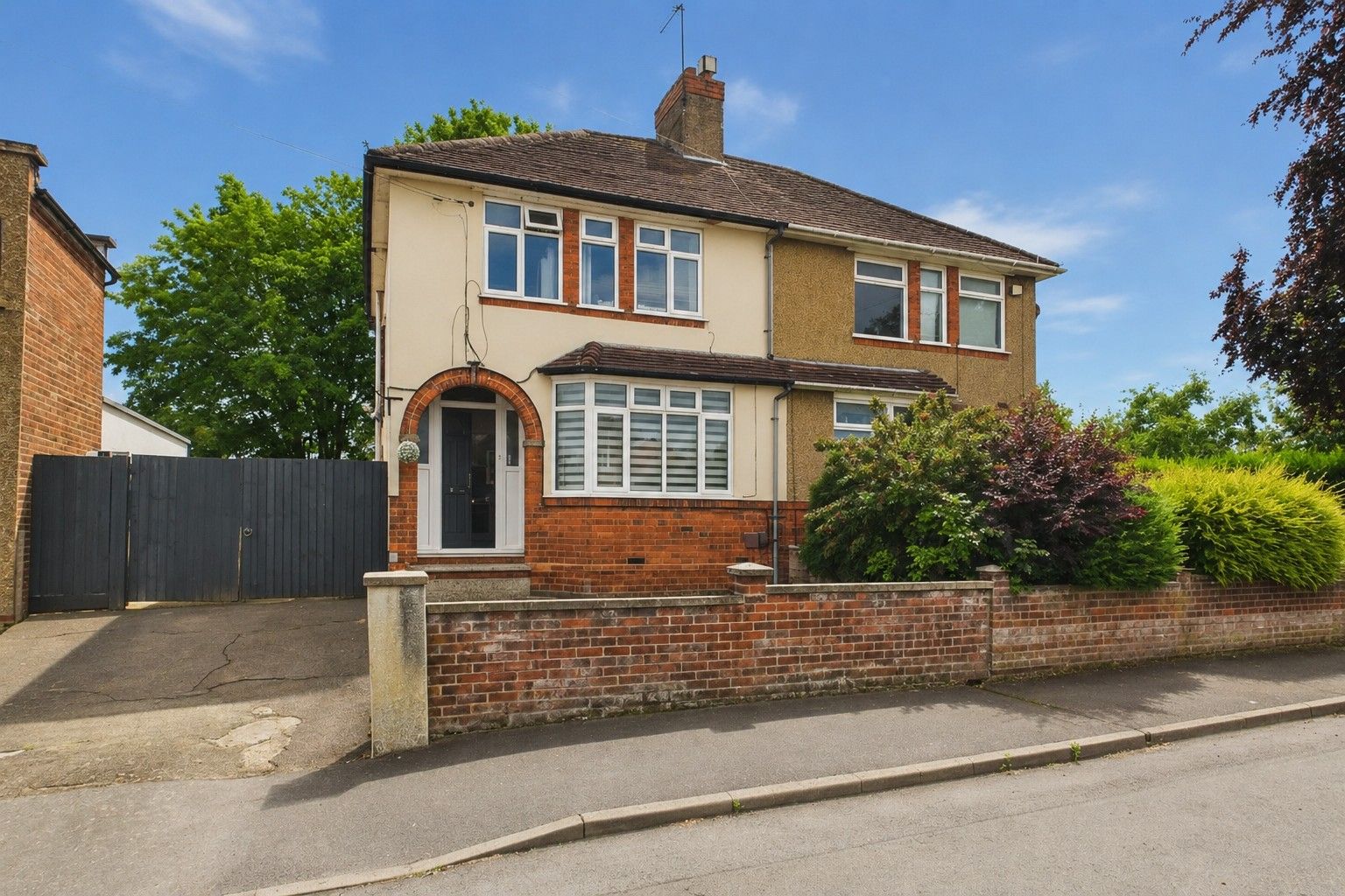 Briar Hill Walk | Delapre | NN4