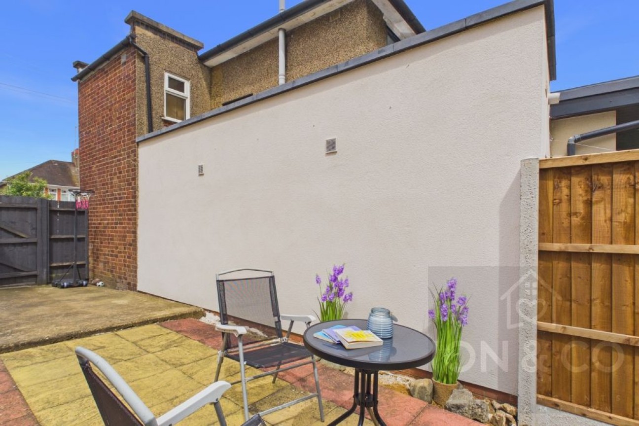 Briar Hill Walk | Delapre | NN4