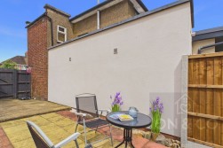 Briar Hill Walk | Delapre | NN4