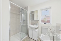 Young Close | Overstone Gate | NN6