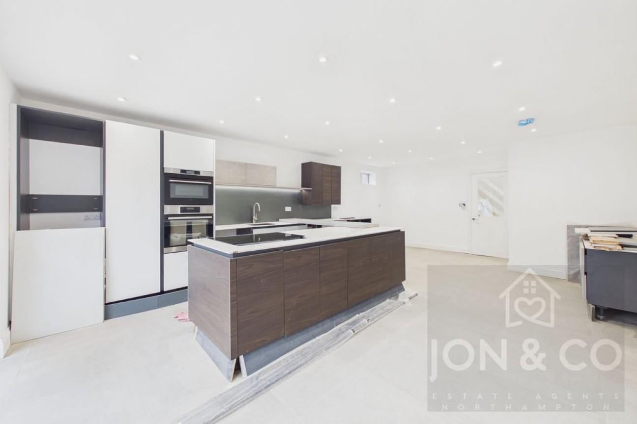 Tattersall Close | Parklands | NN3