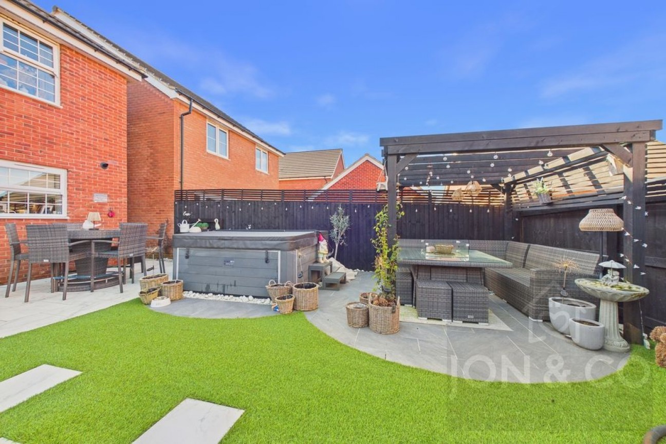 Mulbridge Way | Moulton | NN3