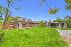 Hartwell Road | Hanslope | MK19 7BZ