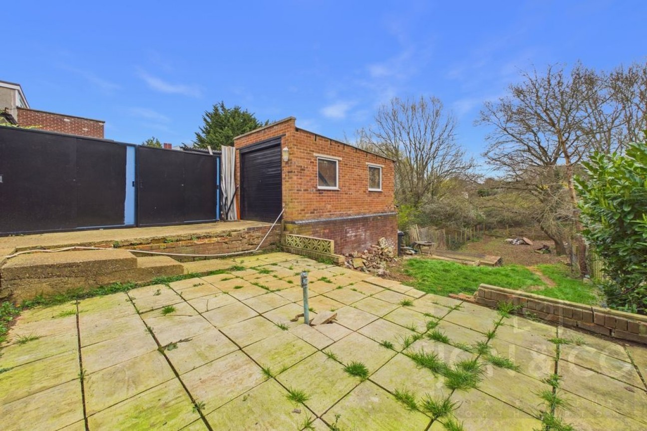 BIbury Crescent | Boothville | NN3