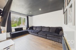 BIbury Crescent | Boothville | NN3