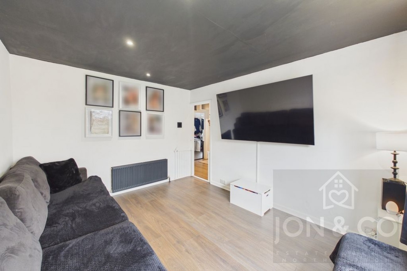 BIbury Crescent | Boothville | NN3