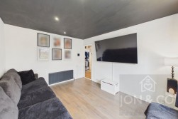 BIbury Crescent | Boothville | NN3