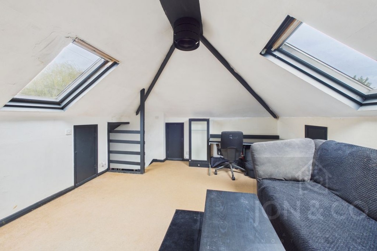 BIbury Crescent | Boothville | NN3