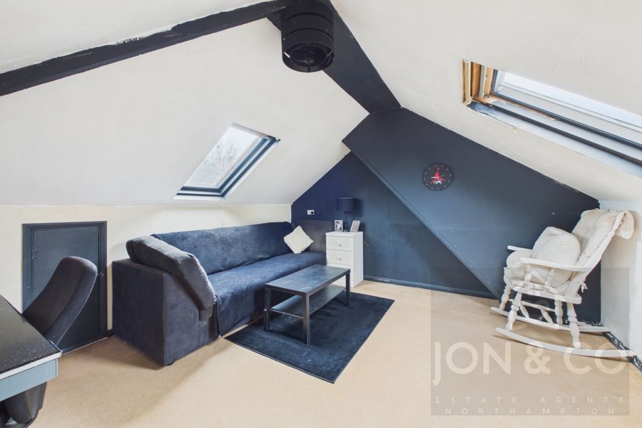 BIbury Crescent | Boothville | NN3