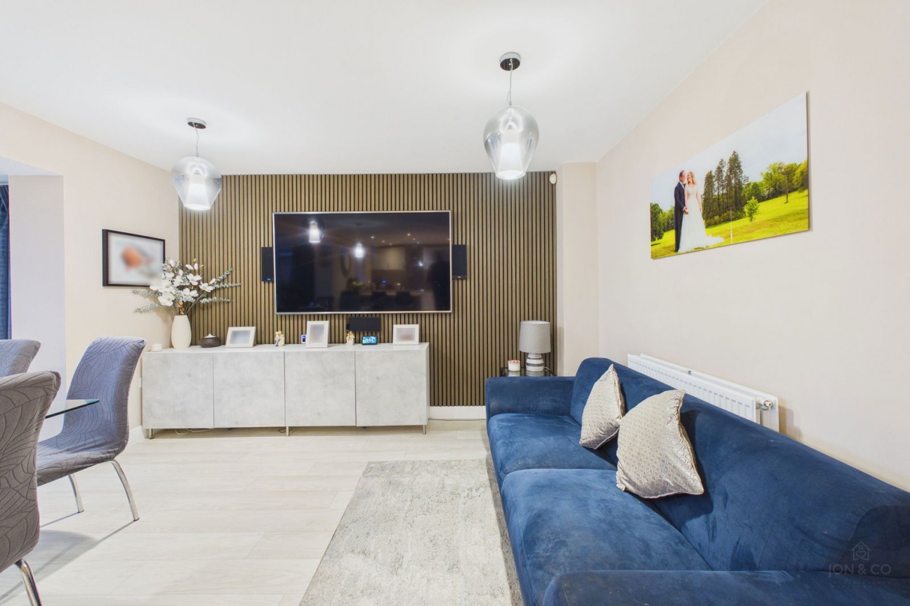 Silverthorn Drive | Moulton | NN3