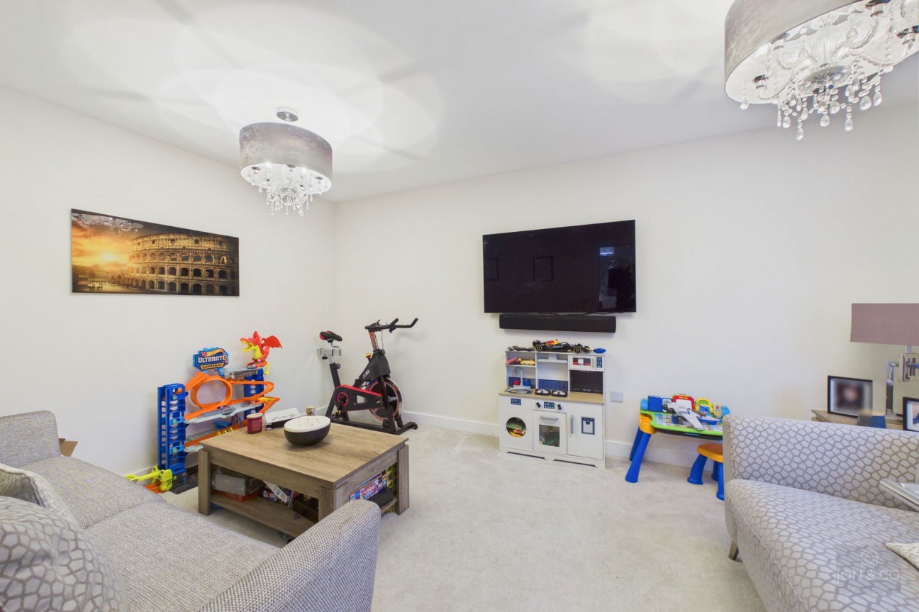 Silverthorn Drive | Moulton | NN3