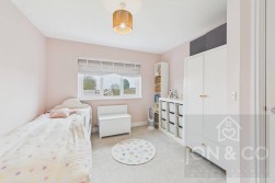 Devon Way | Parklands | NN3