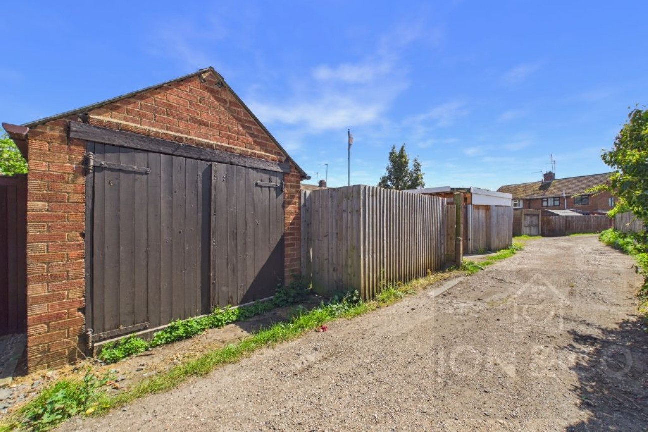 Northampton Lane North | Moulton | NN3