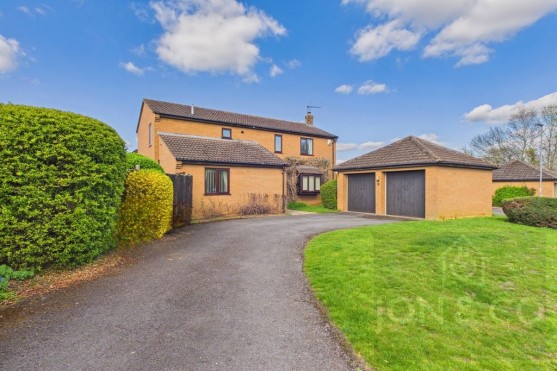 Strawberry Hill | Berrydale | NN3