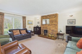 Strawberry Hill | Berrydale | NN3