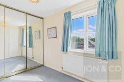 Strawberry Hill | Berrydale | NN3