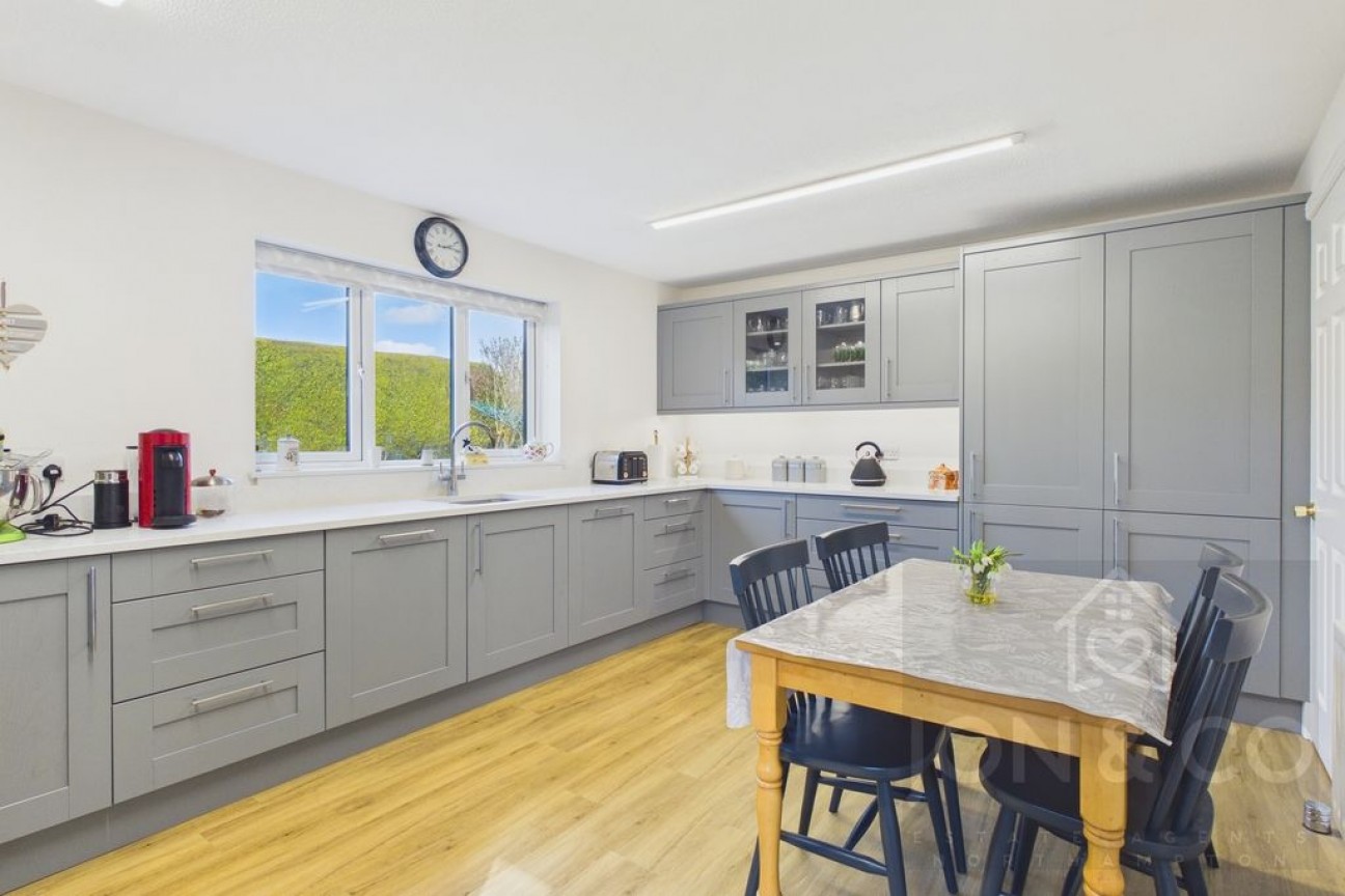 Strawberry Hill | Berrydale | NN3